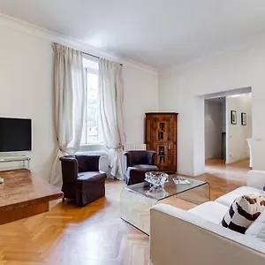 Pantheon Exclusive House Roma